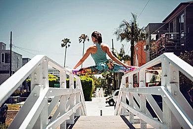 动能幻想风竞速游戏《幻影火花》公布 商店页面上线